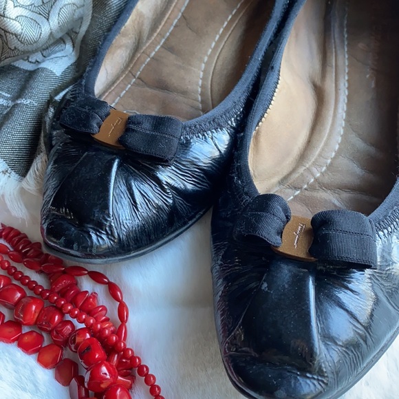 Salvatore Ferragamo Black Ballet Flats size 8.5 - Picture 2 of 7